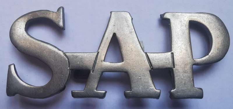 SA Police white metal shoulder title worn by native police constables (CO2249)