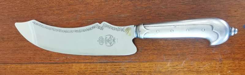 Vintage iconic large silver-plated German Dresdner Stollen cake knife