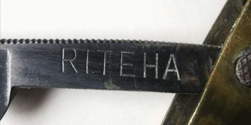 Old SA Railways Riteha straight cutthroat razor made in Germany