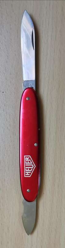 Vintage Victorinox Swiss-made 2-blade pocket knife with Heuer branding