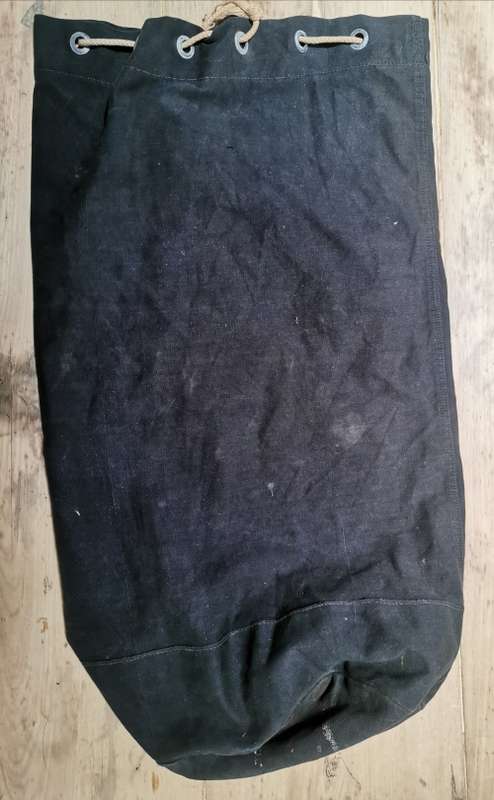 Union Defence Force small black balsak / duffle bag