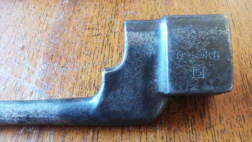 WW2 Lee Enfield No. 4 Mk II spike bayonet with Mk I scabbard