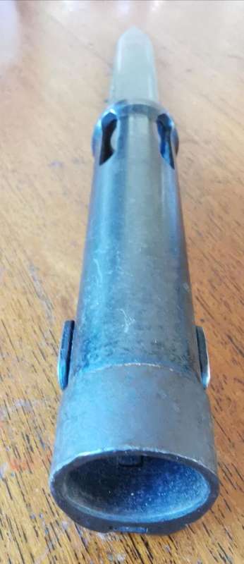 Early R1 FAL Type C bayonet with steel scabbard and Union mark