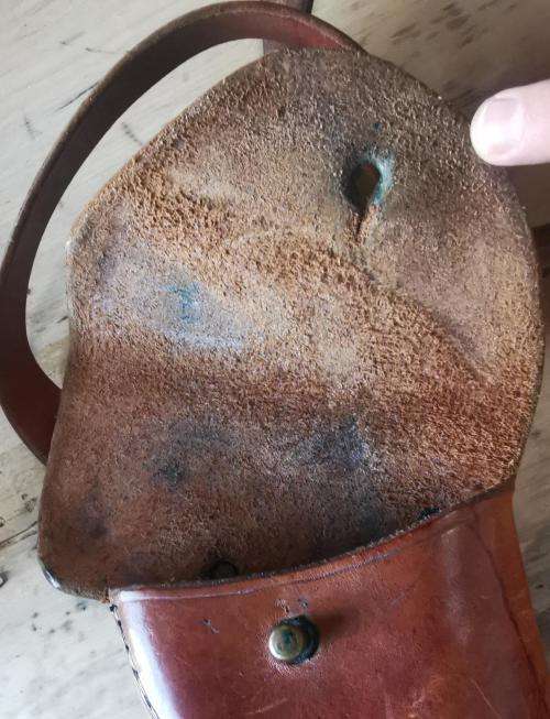 SA Police or BSAP high quality leather revolver holster - no markings