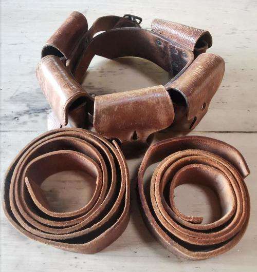 Pattern 1903 50 rounds 5-pouch .303 ammo belt bandolier plus 2 rolls of thick leather strips