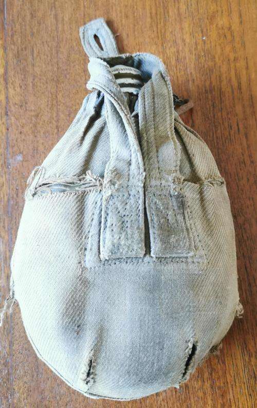 1973 Soviet Russian water bottle in original drawstring cover - bush war trophy