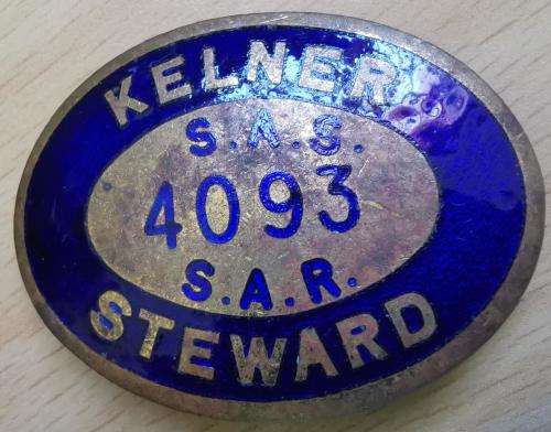 SA Railways 1971 enamelled Kelner / Steward badge - 4093