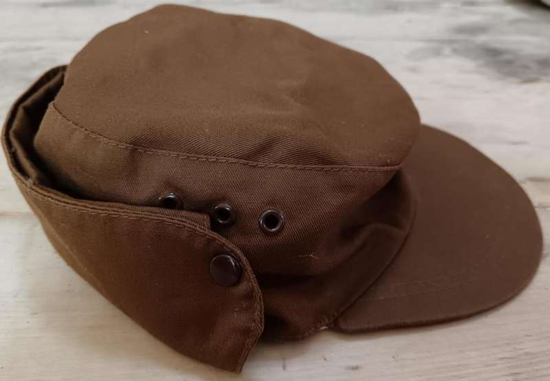 Unknown nutria flap cap