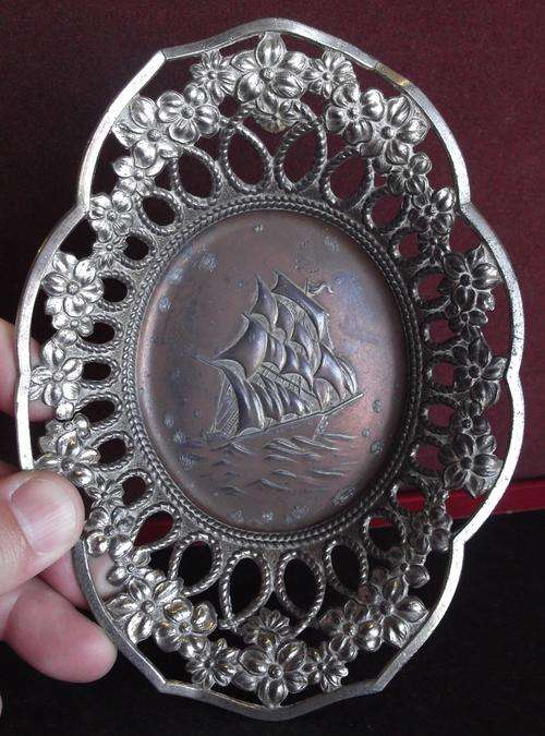 Trinket bowl with copper ship inlay - as per photos