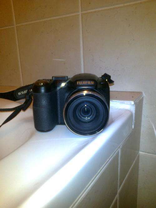 Fujifilm Finepix S1850 digital camera for sale!!