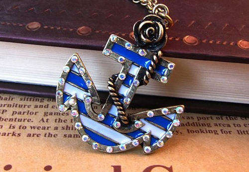 Vintage Style Anchor Pendant Necklace