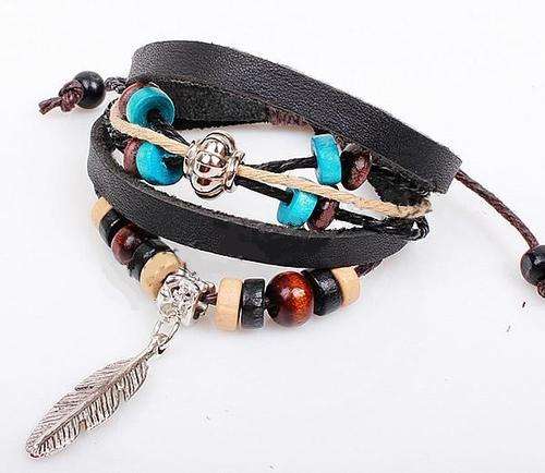 LEATHER CHARM BRACELET - FEATHER
