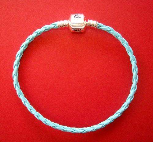 BLUE LEATHER BRACELET TO FIT BEADS