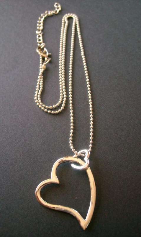 Silver Tone 2 Hearts Pendant Necklace