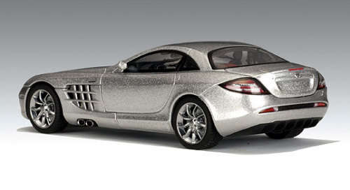 Mercedes Benz SLR McLaren - Silver