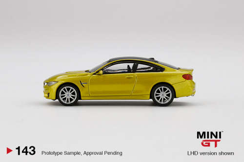 BMW M4 (F82) - Austin Yellow Metallic