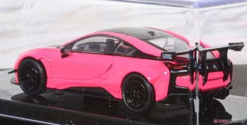 BMW i8 - Liberty Walk - Hot Pink with Black accent