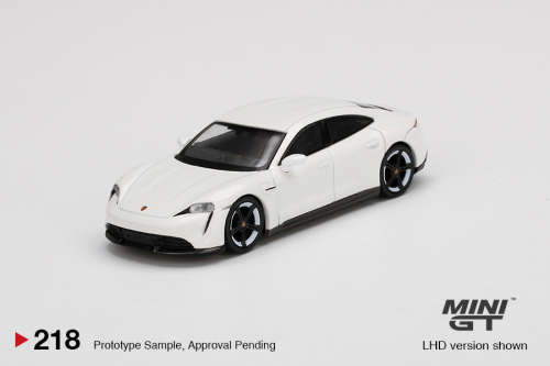 Porsche Taycan Turbo S - White