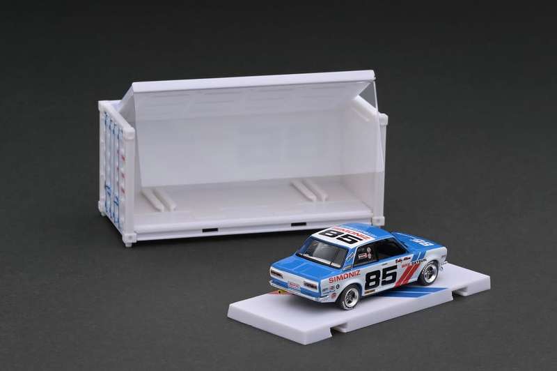 Datsun 510 Trans-Am 2.5 - Championship 1972 - Bobby Allison with container blue/white