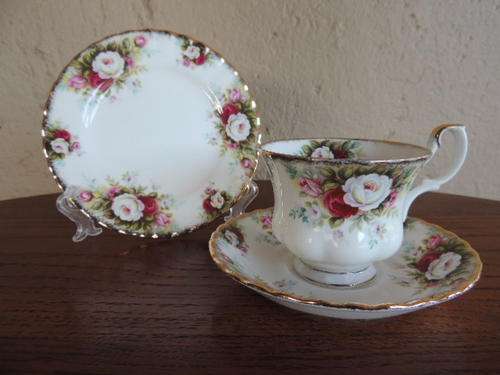 ROYAL ALBERT CELEBRATION TRIOS