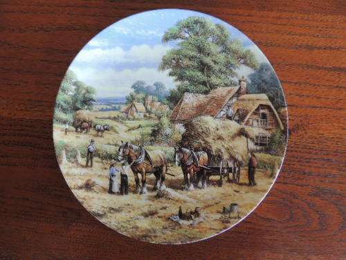 WEDGWEOOD LIMITED EDITION PLATE " SUMMER HAYMAKING" - 27CM