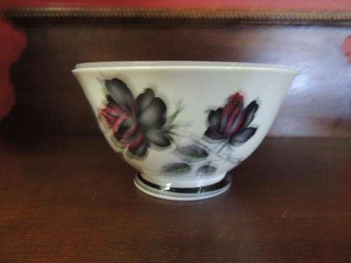 ROYAL ALBERT SUGAR BASIN - MASQUERADE