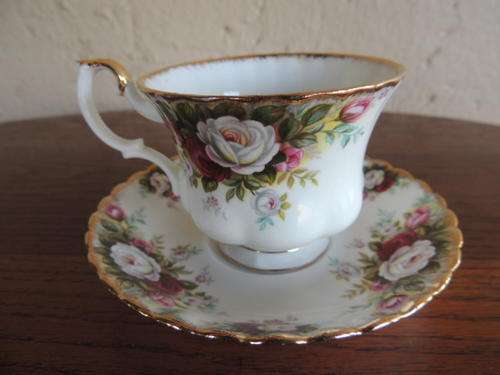 ROYAL ALBERT DUO - CELEBRATION