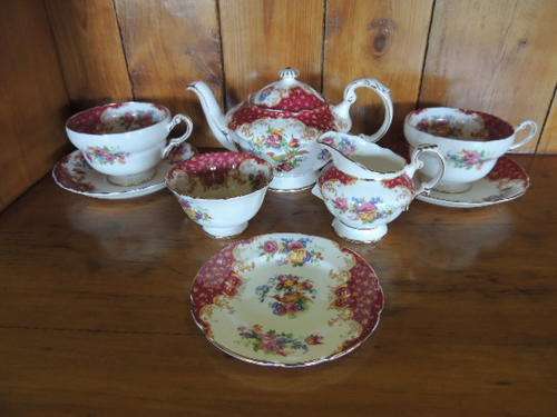 PARAGON TEA FOR TWO TEASET - ROCKINGHAM