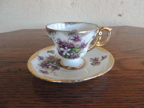 HIGHLY GILDED CABINET DUO - BEAUTIFUL VIOLETS