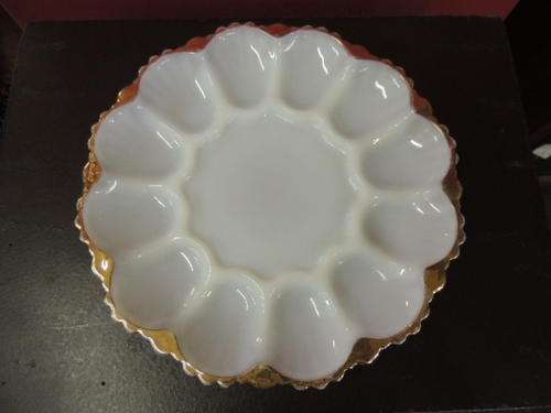 GORGEOUS MILKY WHITE OYSTER DISHES