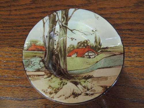 ROYAL DOULTON ASHTRAY - COTTAGES