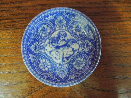 SPODE BLUE ROOM COLLECTION  PLATE -  BOMBONIERE 'ANGEL'