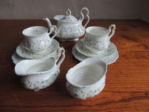ROYAL ALBERT EARLY MORNING TEASET - "CAROLINE" - STUNNING!!!