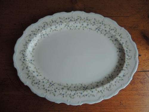 ROYAL ALBERT PLATTER - "CAROLINE" - LARGE 41cm!