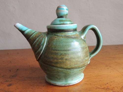 SWIRL RETRO TEAPOT