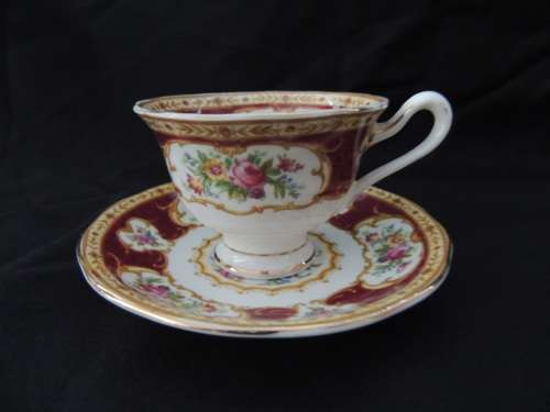 ROYAL ALBERT COFFEE DUO - "LADY HAMILTON"