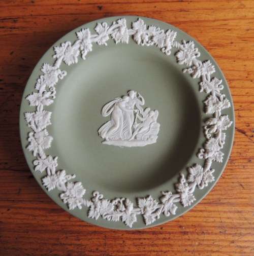WEDGEWOOD JASPERWARE DISH - GREEN