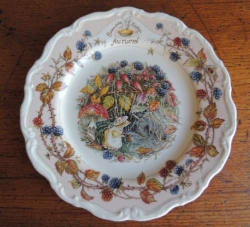 ROYAL DOULTON BRAMBLY HEDGE PLATE 21 CM - "AUTUMN"