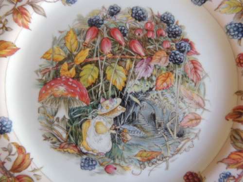 ROYAL DOULTON BRAMBLY HEDGE PLATE 21 CM - "AUTUMN"