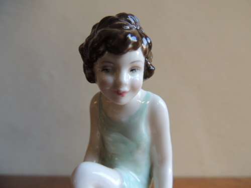 ROYAL DOULTON LIMITED EDITION FIGURINE - "DANCING EYES & SUNNY HAIR"