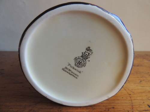 ROYAL DOULTON CHARACTER JUG - "PICKWICK"  14.5 CM