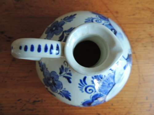 DELFT ROUND DECANTER - NUMBER 3