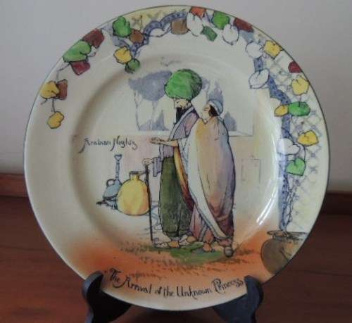 ROYAL DOULTON RACK PLATE - "THE ARRIVAL OF THE UNKNOWN PRINCESS"