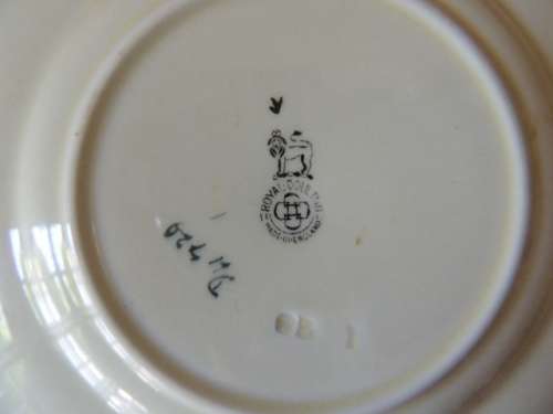 ROYAL DOULTON PAIR OF TEA PLATES - "CALDECOTT HUNTSMEN"