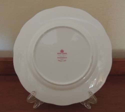 ROYAL ALBERT CAKE PLATE - "SWEET PEA"