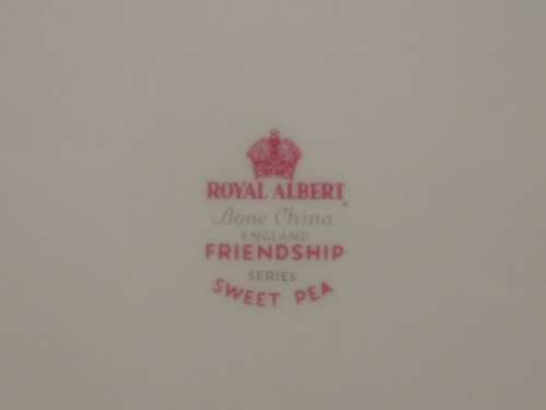 ROYAL ALBERT CAKE PLATE - "SWEET PEA"