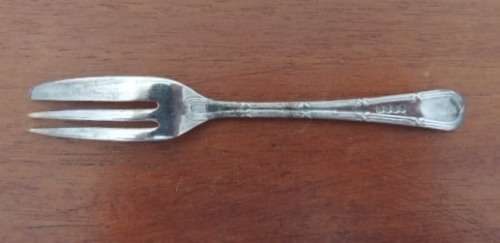 BOXED SET OF 6 EPNS CAKE FORKS