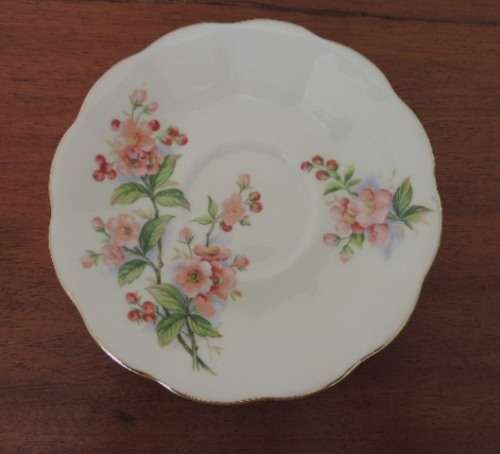 ROYAL ALBERT TRIO - "EVESHAM", Price reduced