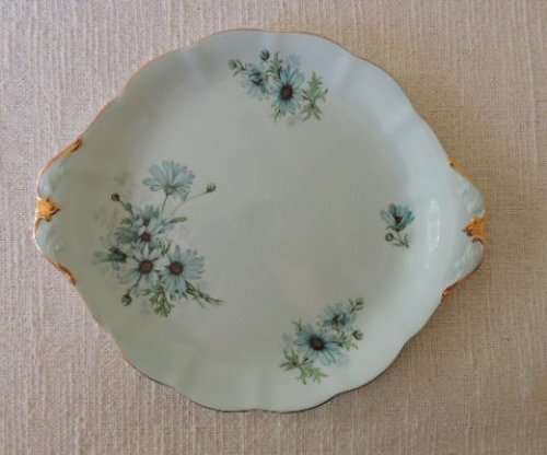 ROYAL ALBERT CAKE SERVER - UN NAMED