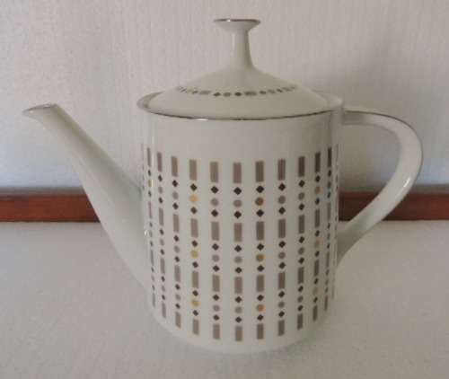 NORITAKE 28 PIECE TEA SET - RETRO "LANCELOT"